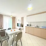 Riviera Nest Haven D42 Apartamento Durrës