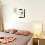 Riviera Nest Haven D42 *