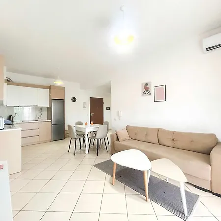 Апартаменты Riviera Nest Haven D42 Дуррес