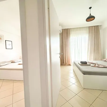 Riviera Nest Haven D42 * Дуррес