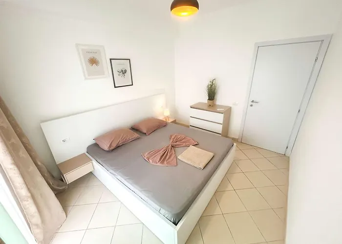 Apartment Riviera Nest Haven D42